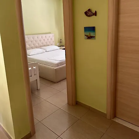 Beachside Apartment, 100M Away Лежа