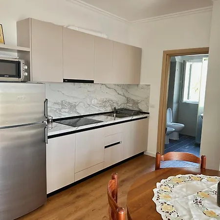 Appartement Beachside Apartment, 100m Away *